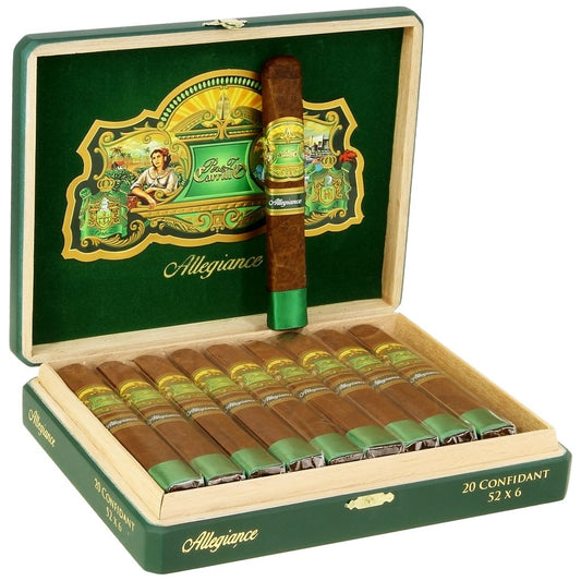 E.P. Carrillo Allegiance Confidant Toro (6 x 52)